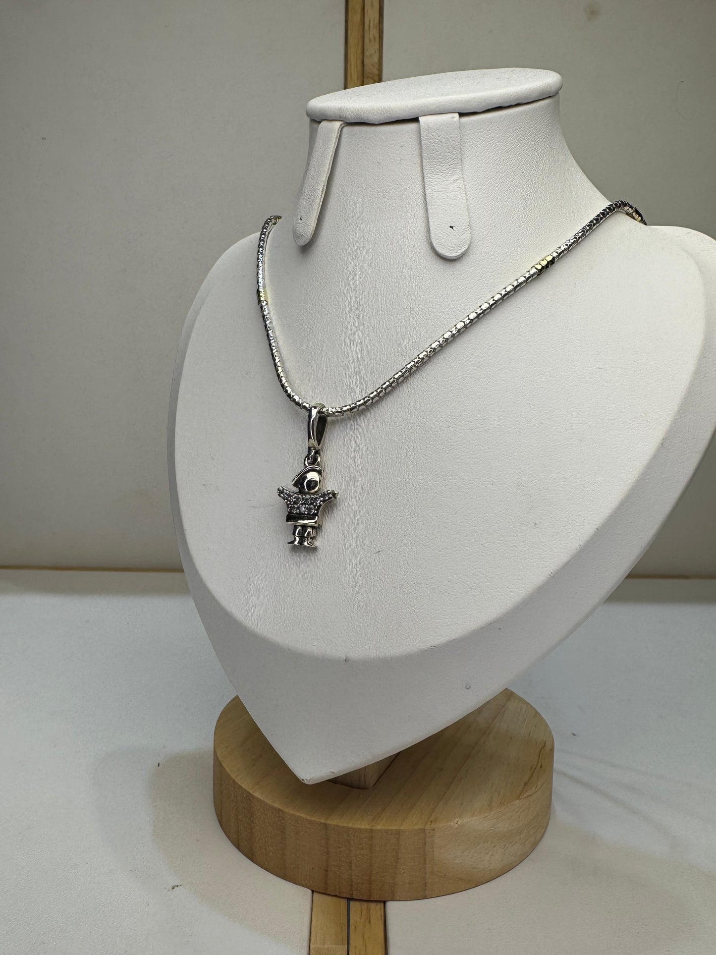 Conjunto en plata y oro | Dije De Nenito En Plata Y Oro Con Circonias