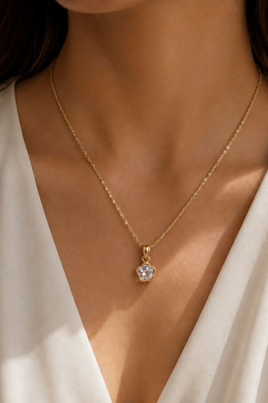 Conjunto cadena y dije oro 18 Kilates | Estrella circonia