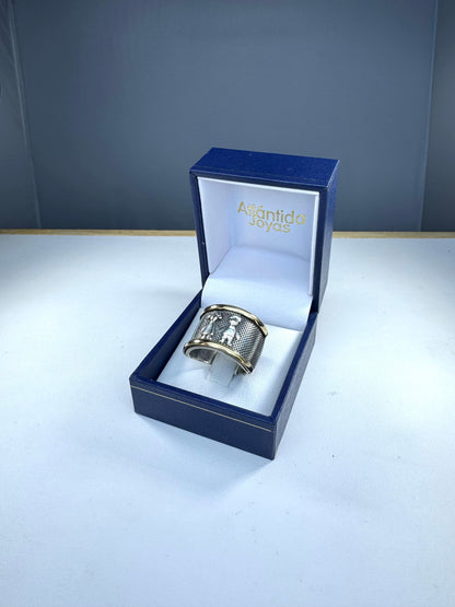Anillo de Plata y Oro | Nenes en relieve