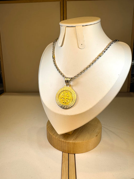 Conjunto De Plata Y Oro | San Benito